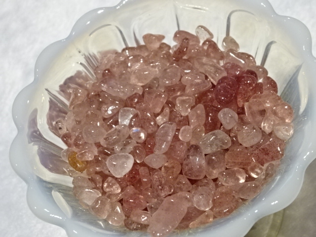 【さざれ石】 ストロベリークオーツ